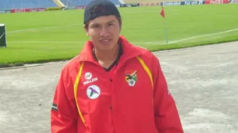 Deibert Guzmán en una de selecciones menores de Bolivia