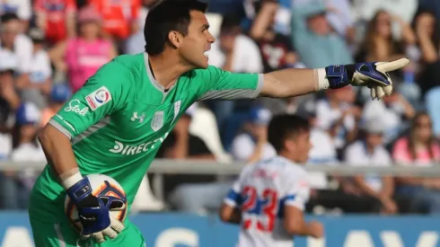 Cristopher Toselli renueva hasta 2021 con Universidad Católica