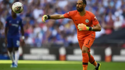 Claudio Bravo puede cambiar de aires en Europa