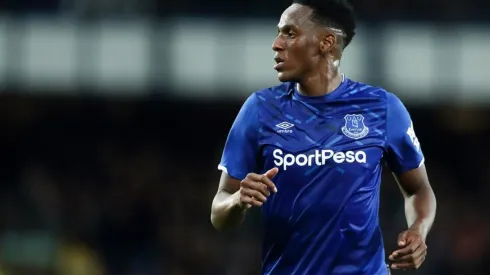 El colombiano Yerry Mina sufrió una lesión muscular y se perderá el esperado derbi entre Everton y Liverpool por la Premier League