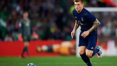 Toni Kroos ante el Betis antes de la suspensión de la Liga