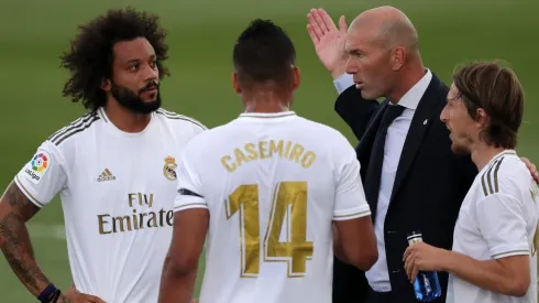 Zidane trata de adaptarse al nuevo fútbol