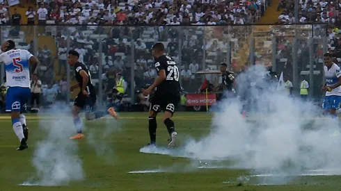 A Colo Colo le rebajan la sanción por incidentes en el partido ante la UC