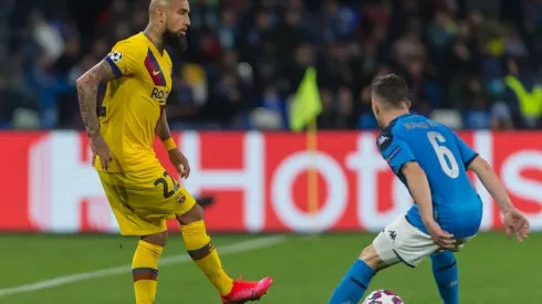 Arturo Vidal enfrentando al Nápoli en octavos de Champions League