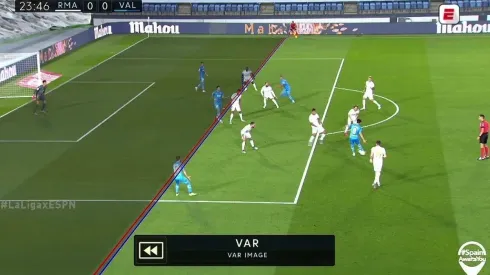Polémica en redes sociales por cobro del VAR que salvó al Real Madrid
