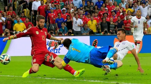 Yáñez destaca el triunfo de Chile ante España como uno de los mejores de la generación dorada.