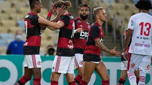 Flamengo gana su partido en el campeonato carioca