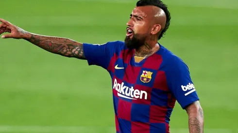 Arturo Vidal ante el Sevilla