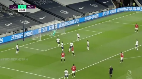 Los Spurs igualaron ante los Reds Devils