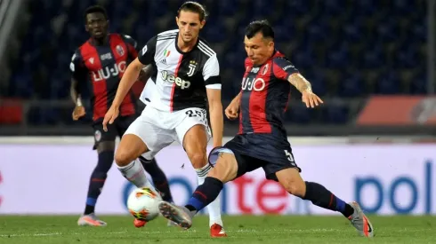 Medel no pudo ante la Juventus.