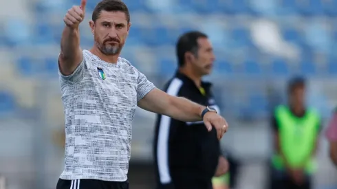 Graff está a favor de que vuelva el fútbol chileno prontamente.