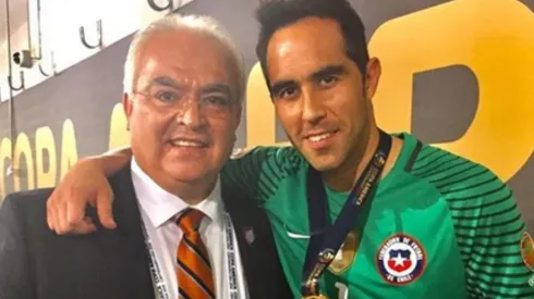 Luis Omar Tapia junto a Claudio Bravo en la Copa América Centenario