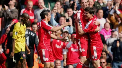 Mark González celebrando un gol con la camiseta de Liverpool