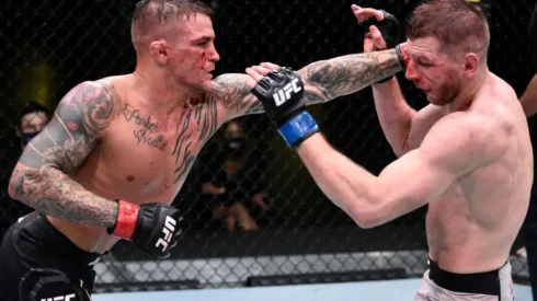 Dustin Poirier venció en un cerrado combate a Dan Hooker en el UFC Vegas 4