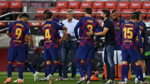 Setién y el plantel del Barcelona contra Atlético Madrid.