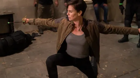 Charlize Theron es Andy en "La Vieja Guardia", de Netflix.