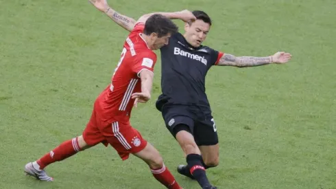 Charles Aránguiz es titular en la final de la Copa de Alemania