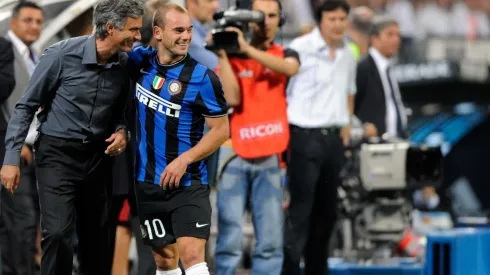 Mourinho junto a Sneijder en el Inter de Milan