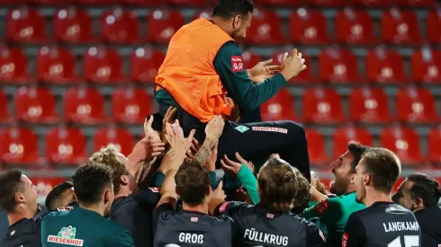 Pizarro le dice adiós al fútbol