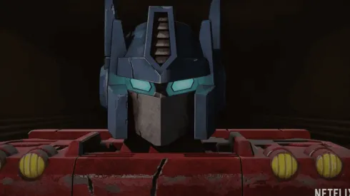A Optimus Prime se le agota el tiempo en "Transformers: La Guerra por Cybertron".