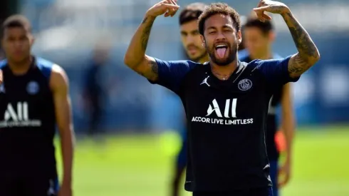 Neymar se quiere ir de PSG, y Juninho analiza su caso