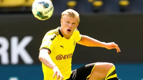 La cláusula de salida de Haaland ascenderá a 80 millones de euros en 2021, por lo que Real Madrid sueña con ficharlo en este mercado de verano.