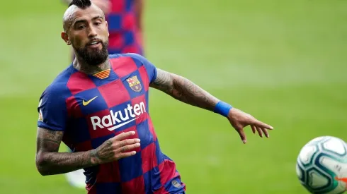 Arturo Vidal se proyecta como titular en Barcelona, que enfrenta esta tarde a Espanyol en el Camp Nou.