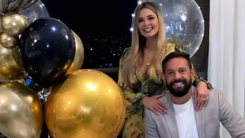 Melissa Martínez, periodista y esposa de Matías Mier celebró el logro del futbolista con una linda fiesta privada.