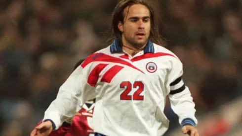 Rozental ante Inglaterra a principios de 1998