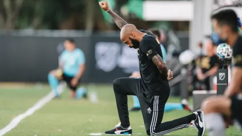 Thierry Henry y su homenaje a George Floyd