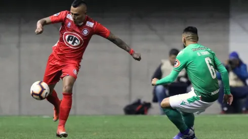 Juan Leiva ante Audax Italiano