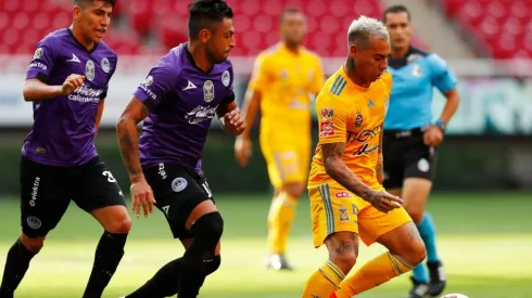 Eduardo Vargas ante el Mazatlán
