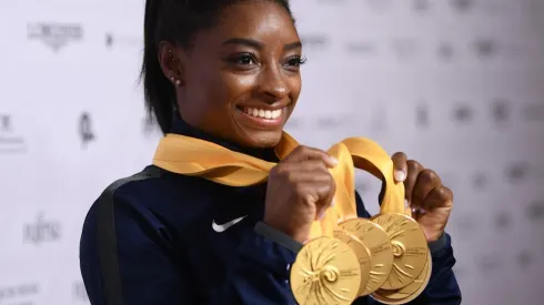 La gimnasta Simone Biles habló con Vogue acerca de las agresiones sexuales sufridas por ella y sus compañeras a manos del ex médico Larry Nassar.