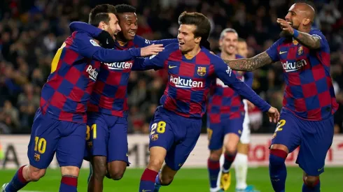 La última oportunidad de alcanzar al Real Madrid se juegan los culés.