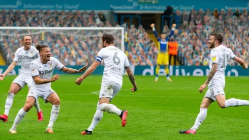 El equipo del rosarino está a nada de subir a Premier League.