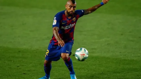 Vidal es titular en un Barcelona que cierra la temporada en España.