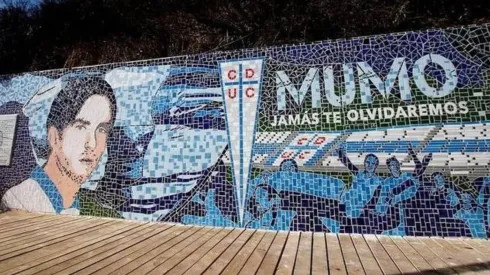 Hinchas cruzados quieren que el club retire la camiseta 14 en homenaje a Raimundo Tupper Lyon.