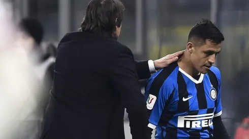 Antonio Conte y Alexis Sánchez.