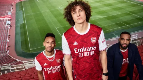 Linda camiseta de los Gunners