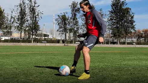 Matías Fernández entrenando en el Monumental
