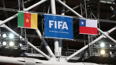 Chile debutaba en la Copa Confederaciones ante Camerún, en un partido marcado por el VAR, que se estrenaba a nivel adulto.