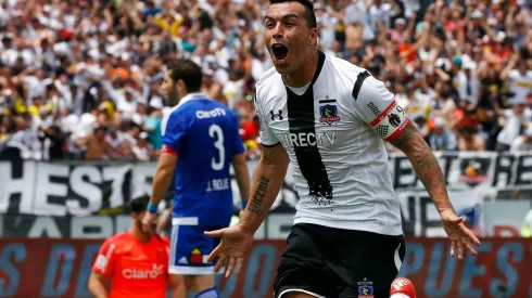 Esteban Paredes pudo llegar a la U