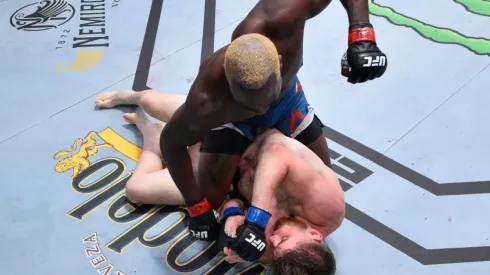 Derek Brunson destrozó a Edmen Shahbazyan en la estelar del UFC Vegas 5