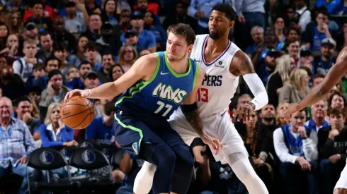 Atractivo duelo se viene en NBA entre Clippers y Mavs.