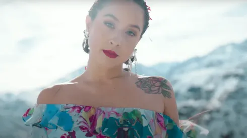 Denise Rosenthal reveló un nuevo adelanto de su próximo material discográfico.