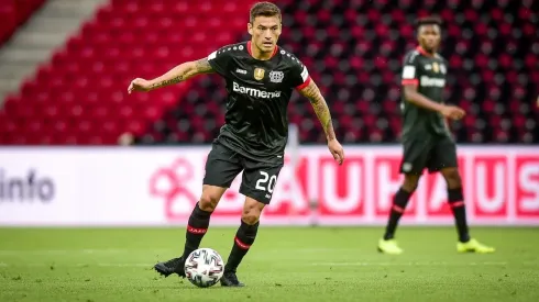 Charles Aránguiz se ha convertido en pieza vital del Bayer Leverkusen, que ahora deberá prescindir del Príncipe en la Europa League