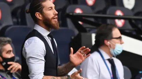 Sergio Ramos en el banco del Real Madrid ante el City