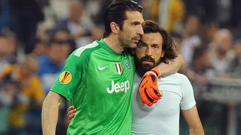 Buffon recibió de manera especial a Pirlo como nuevo DT de la Juventus