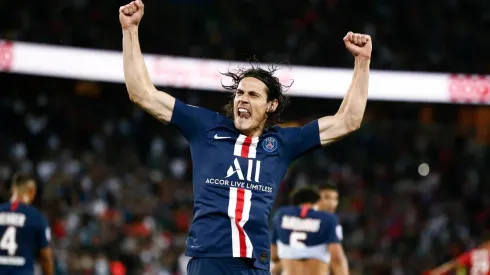 El Benfica va por Cavani