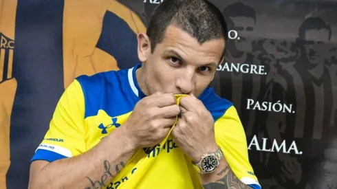 Emiliano Vecchio vuelve a vestir la camiseta de sus amores.